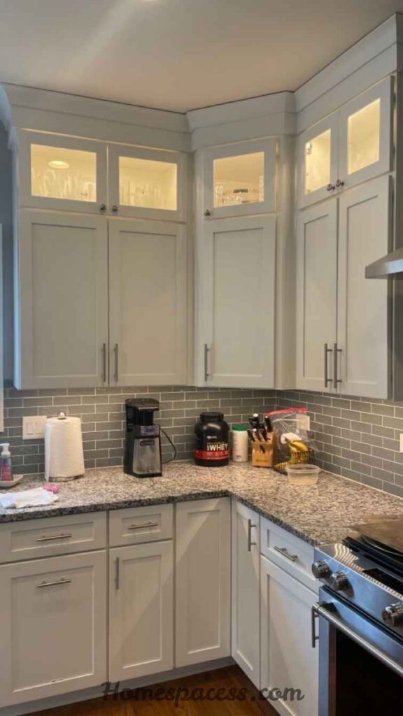 21 Kitchen Decor Ideas That Transform an Ordinary Kitchen Into a Space You Actually Love 22 Ceiling-Height Cabinets