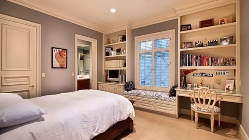 Bedroom Bookshelf Ideas | Smart, Stylish & Space-Saving Ideas to Transform Your Bedroom 2 Bedroom Bookshelf Ideas