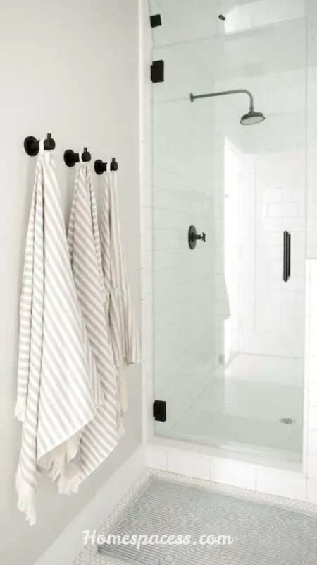 Bathroom Towel Hanging Ideas to Transform Your Space 6 Wall-Mounted Towel Hooks